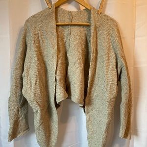 Cropped vintage grandma sweater